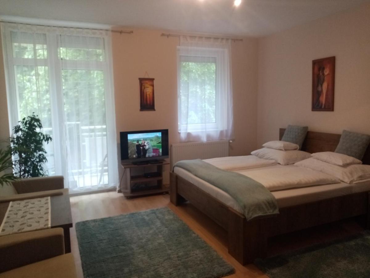 Heviz Lake Apartman Luaran gambar