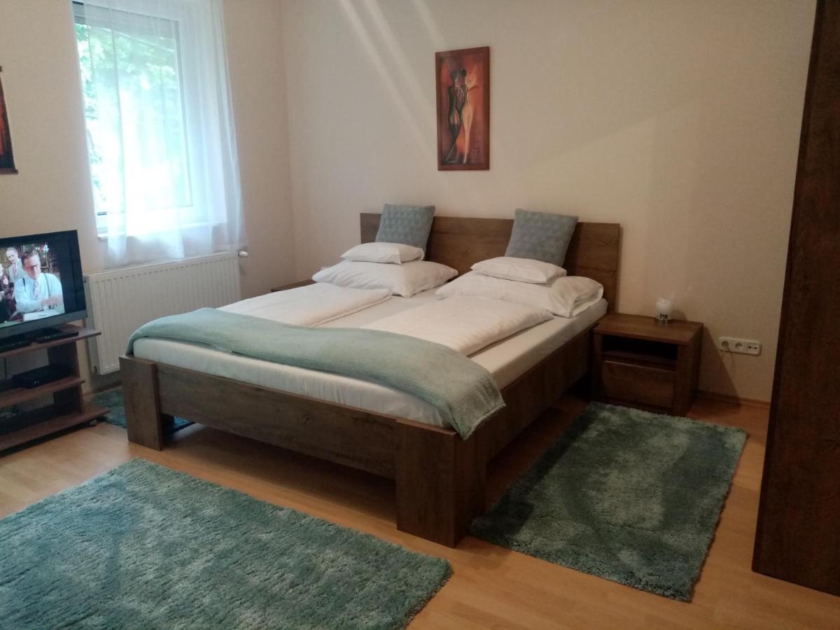 Heviz Lake Apartman Luaran gambar